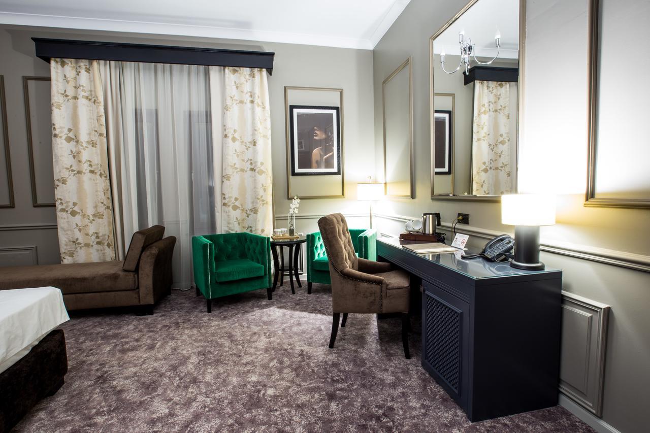 Peninsula Boutique Hotel Constanta Luaran gambar